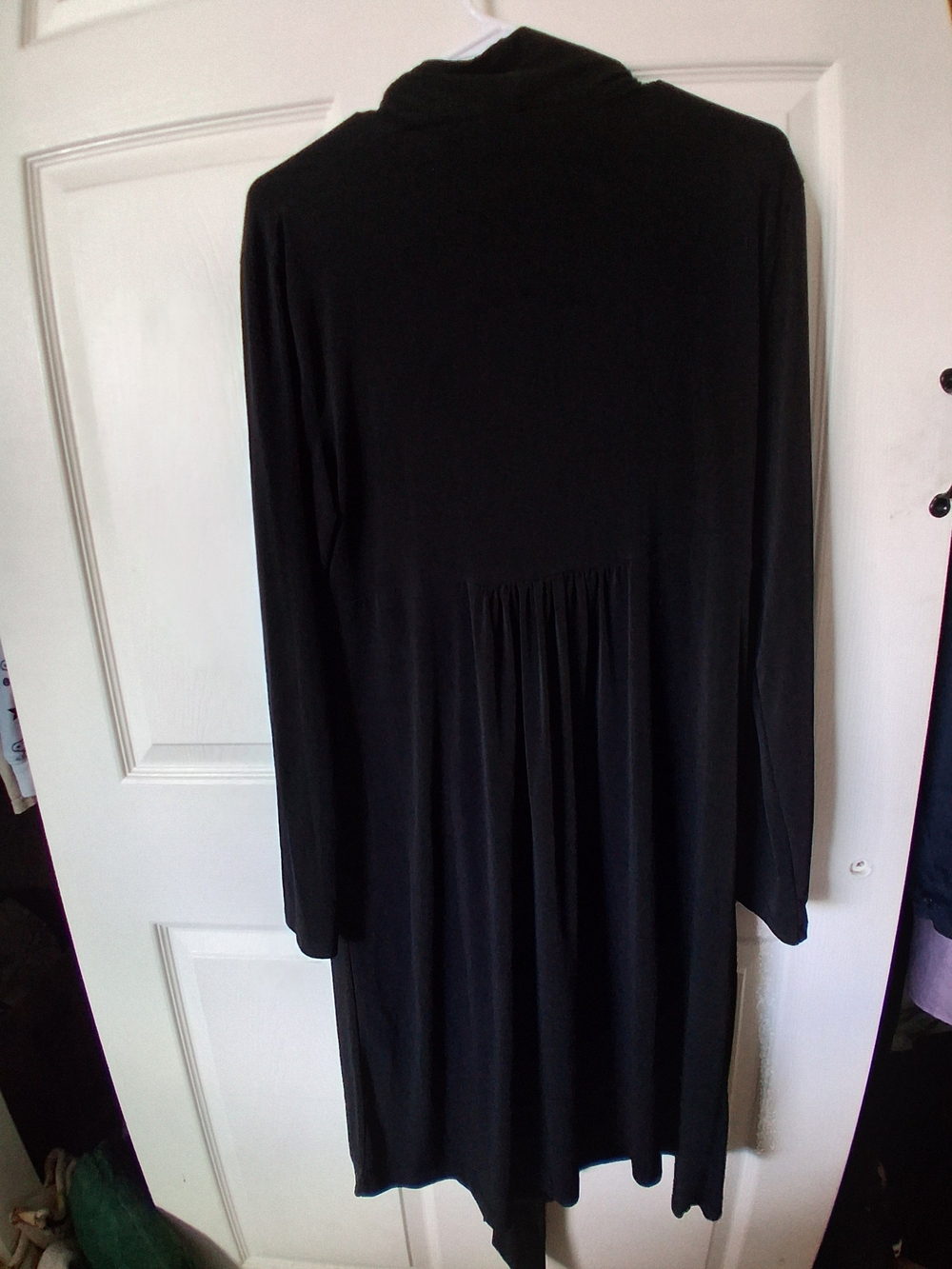 New York & Company Black Long-Sleeve Knot-Front Dress - Picture 2 of 4